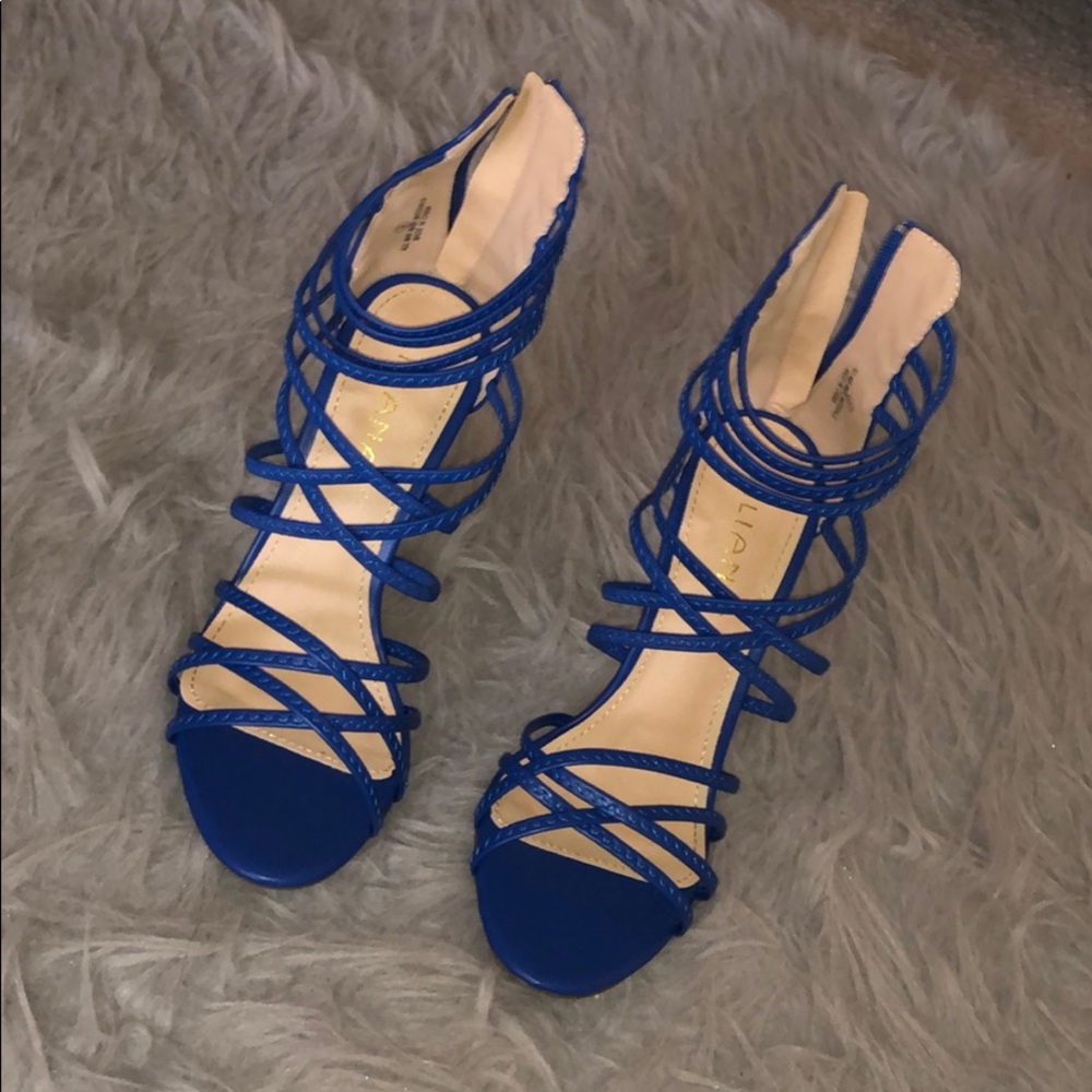 Liliana heels